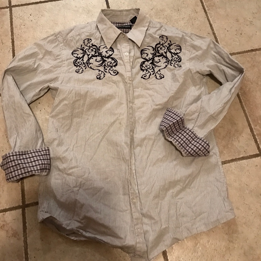 Men’s white shirt embroidery  michael Brandon